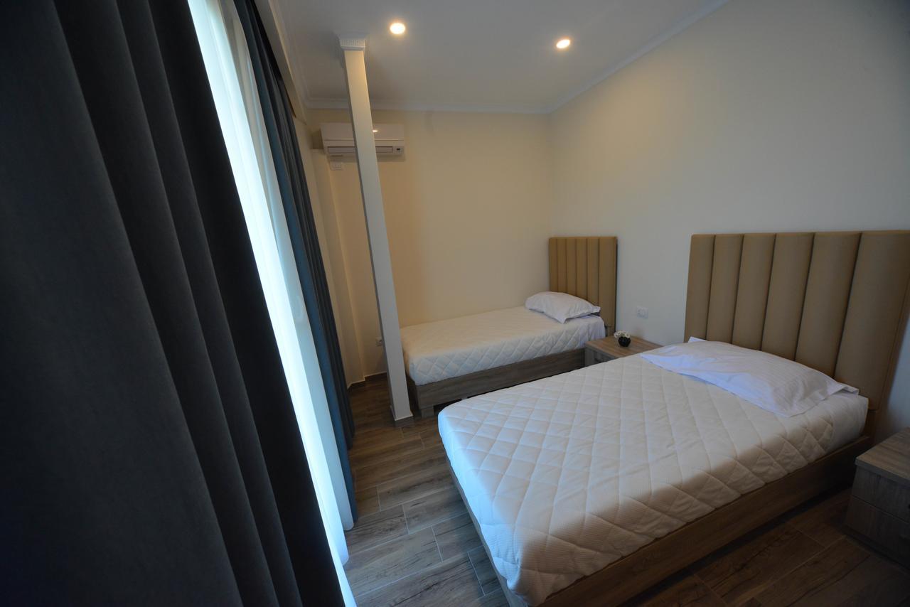 Hotel Elesio Golem  Eksteriør billede
