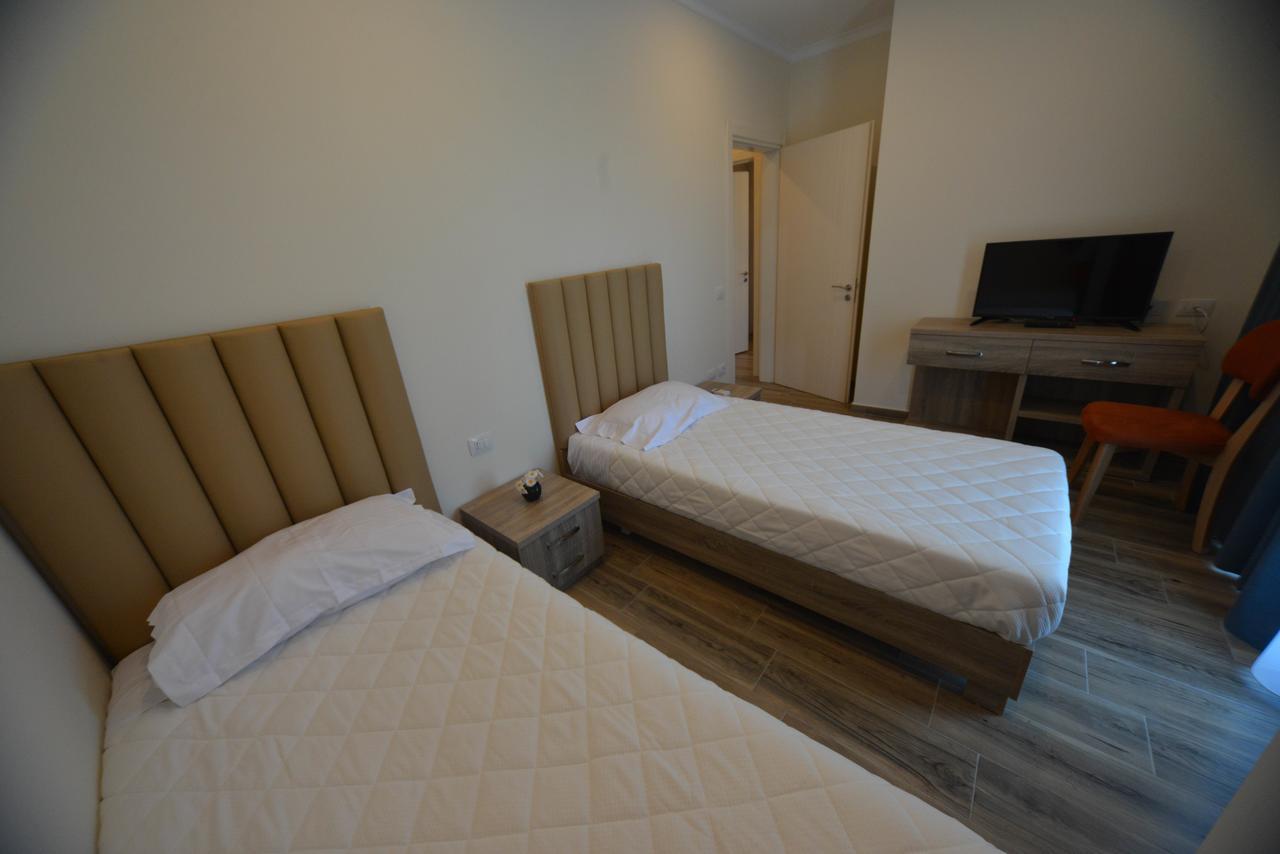 Hotel Elesio Golem  Eksteriør billede