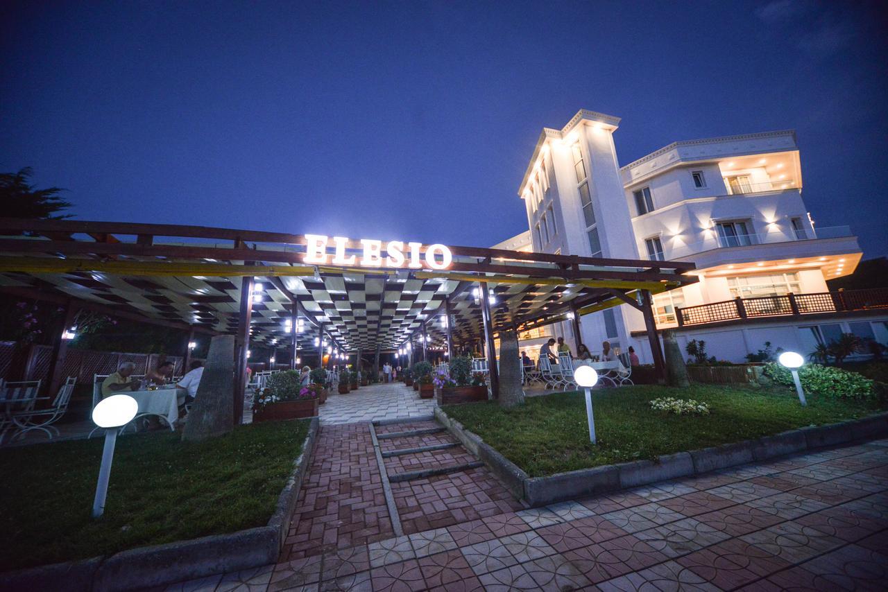 Hotel Elesio Golem  Eksteriør billede
