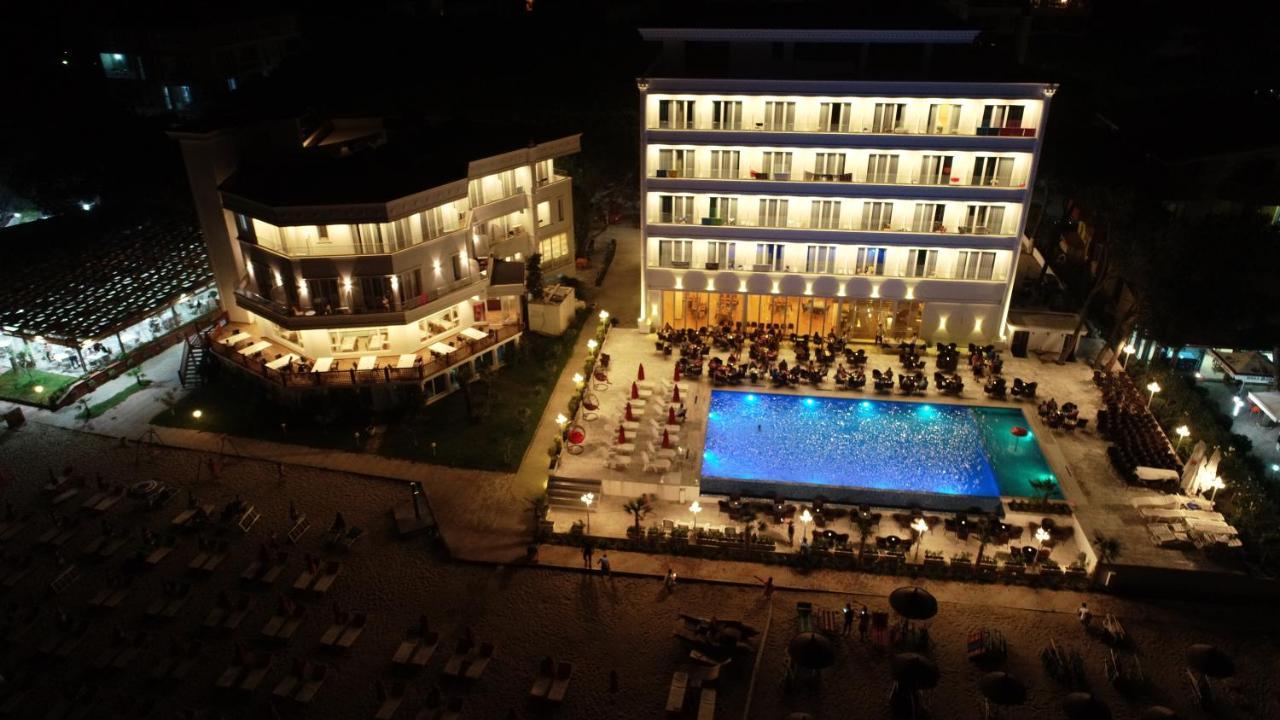 Hotel Elesio Golem  Eksteriør billede
